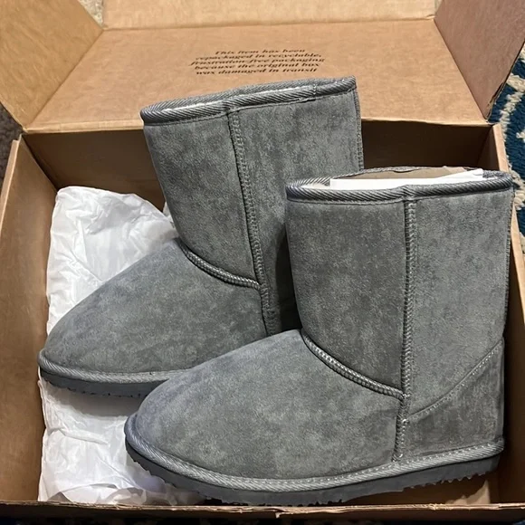 New in box Women's Shorty-New Mid Calf Winter Snow Boots 9.5 Gray - Picture 4 of 7